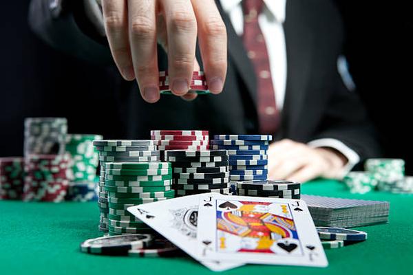 Online Casino UAE: Live Dealer Studios Explained